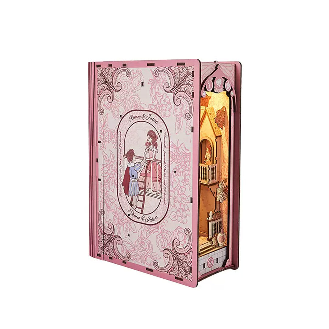 Romeo & Juliet Wooden Book Nook Kit