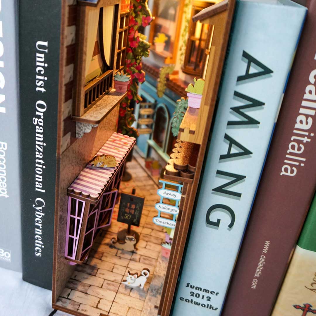 Island of Love 3D Wooden Book Nook