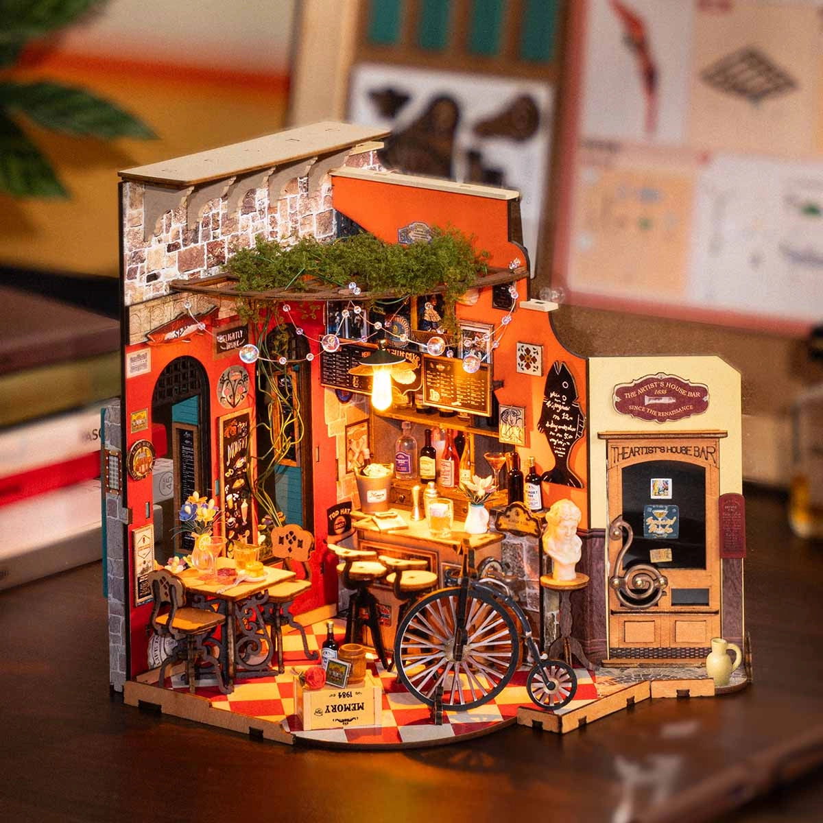 Cheers Bar – DIY Book Nook Kit