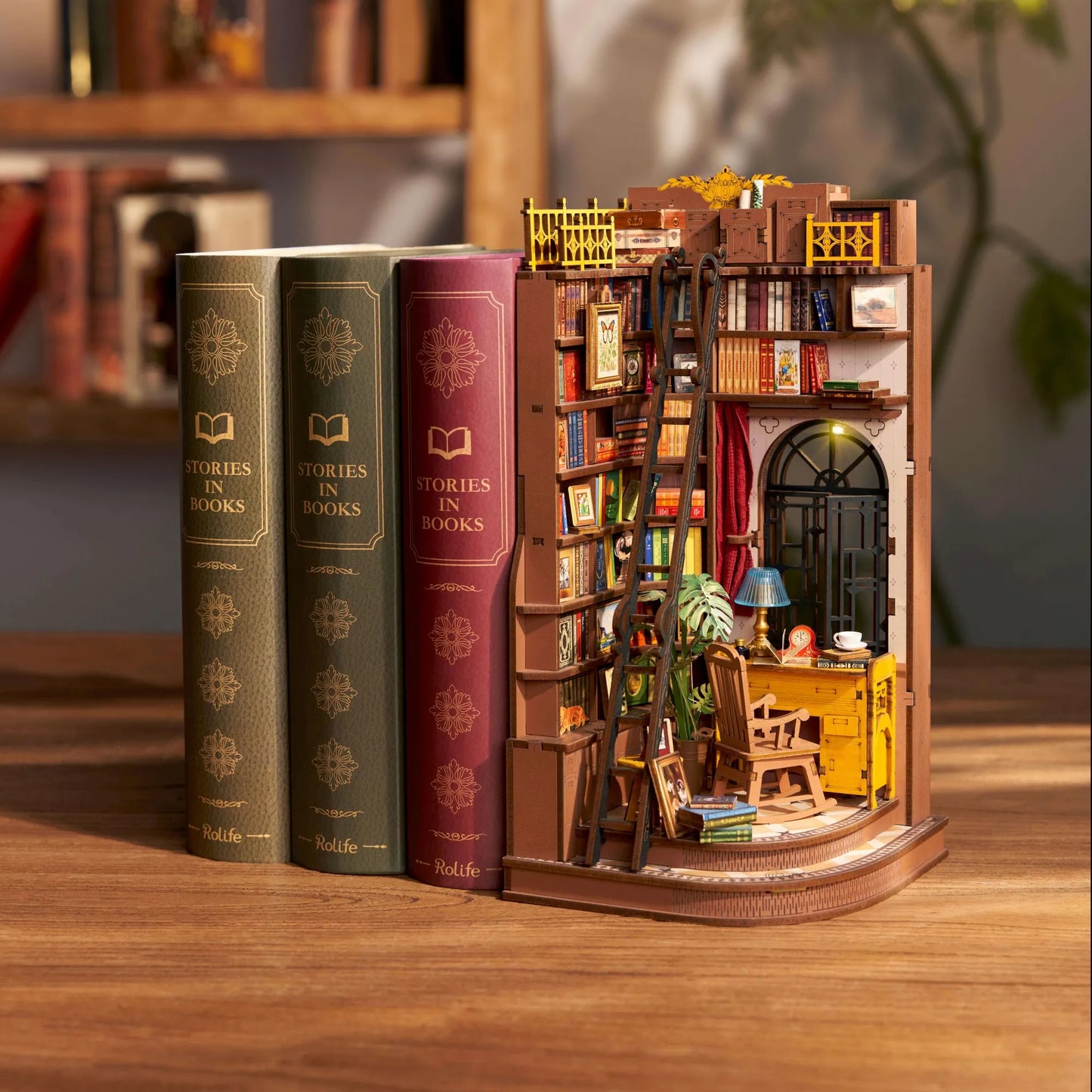 Silent Corner Study – DIY Book Nook Kit