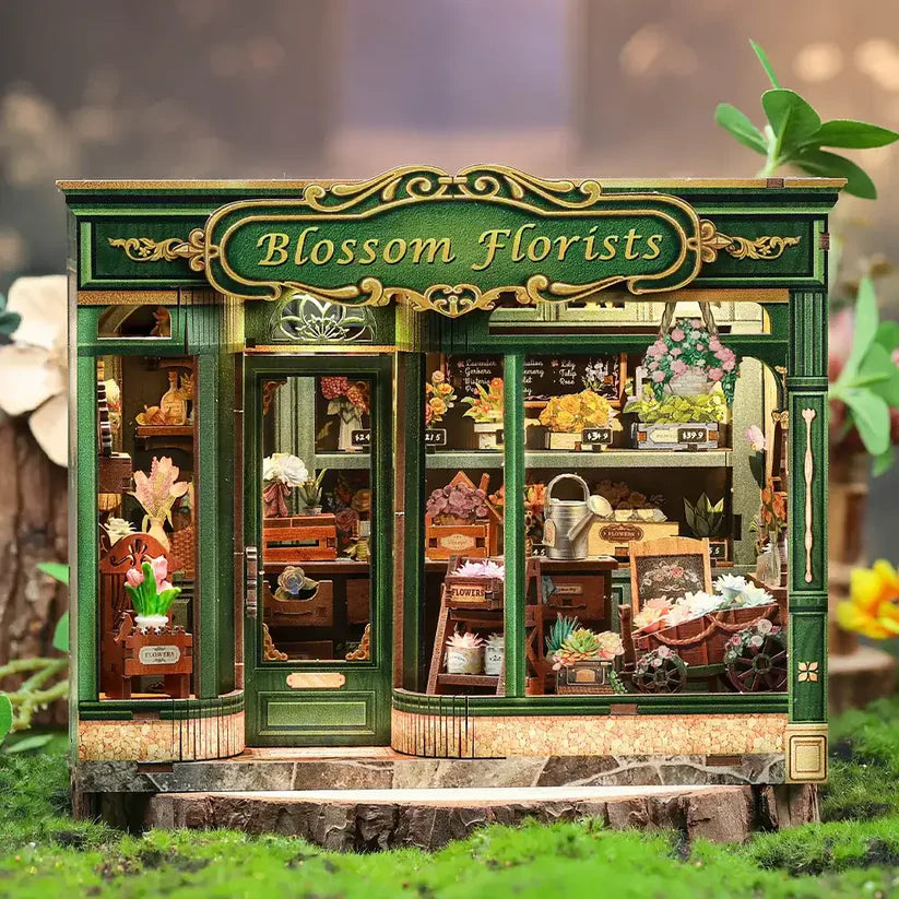 Blossom Florists Max – DIY Book Nook Kit