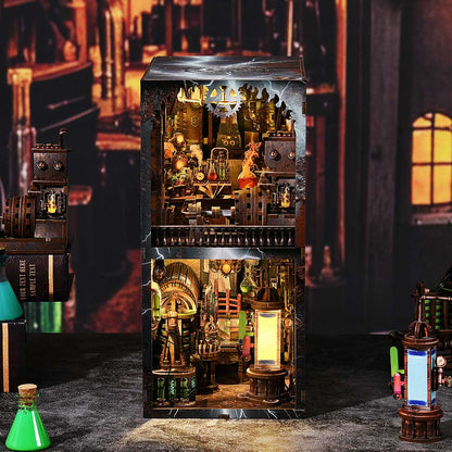 (Sold out) Mad Scientist’s Lab – DIY Wooden Book Nook Kit