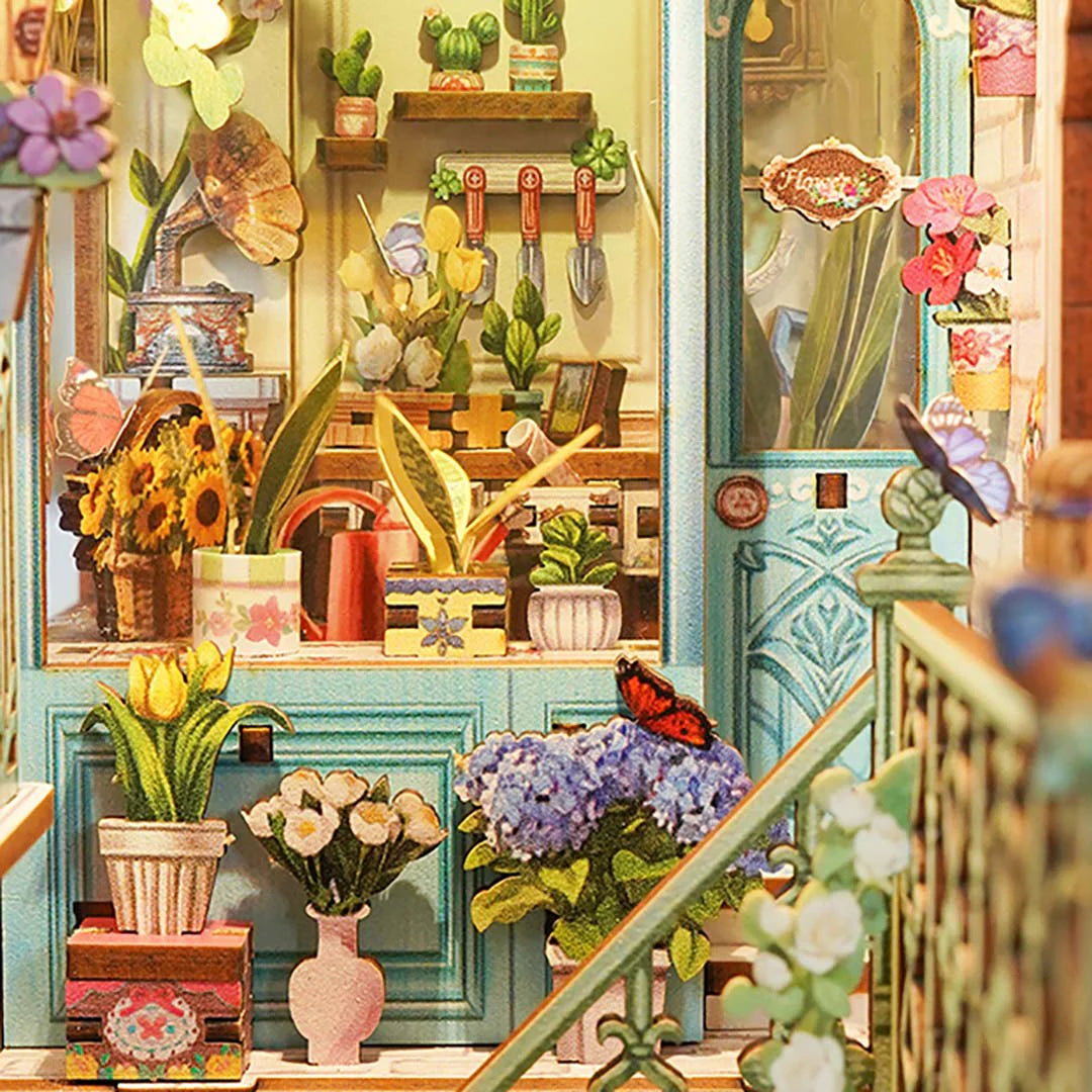 Flower Shop – DIY Book Nook Shelf Insert