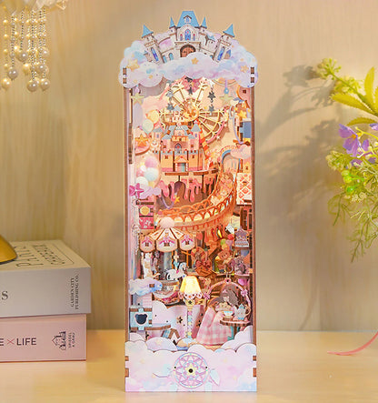 Sweet Dream – DIY Book Nook Shelf Insert
