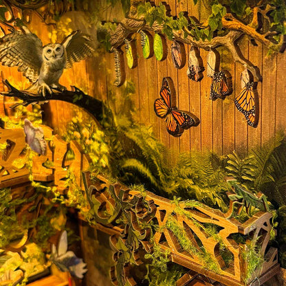 Insect Story DIY Book Nook Bookshelf Insert