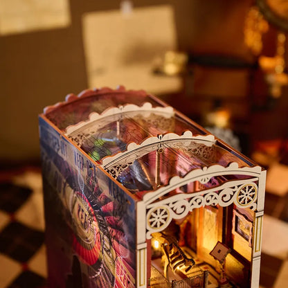 The Museum Mystery – DIY Book Nook Kit