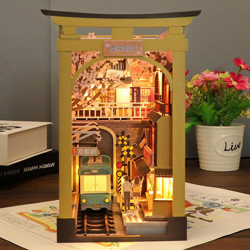 Sakura Holiday DIY Book Nook Kit