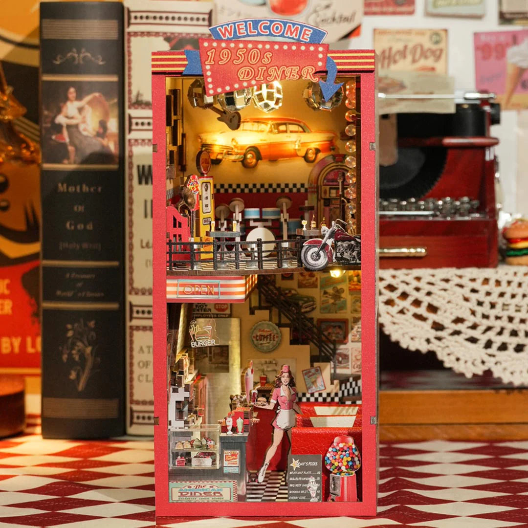 1950s Diner – DIY Wooden Book Nook Shelf Insert