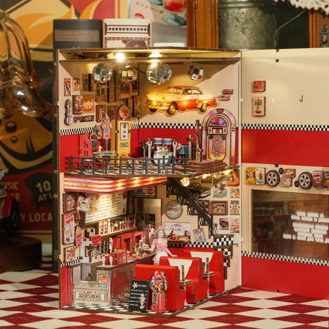 1950s Diner – DIY Wooden Book Nook Shelf Insert