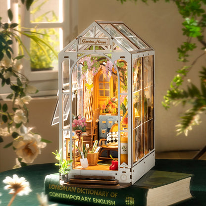 Book Nook Kit Garden House