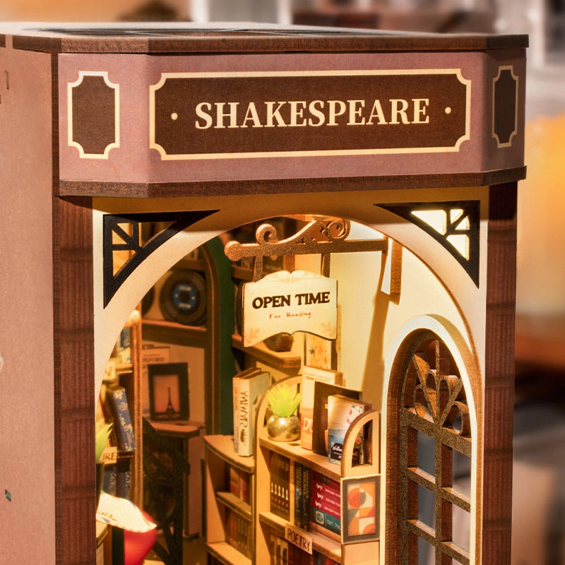 Shakespeare’s Bookstore – DIY Book Nook Kit