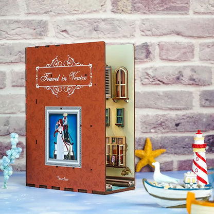 Travel in Venice Wooden Book Nook Kit