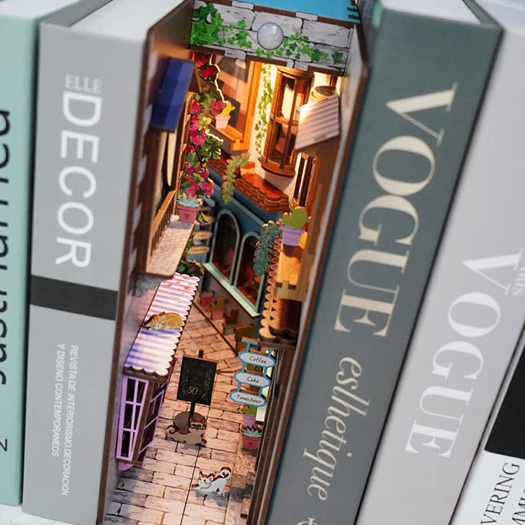 Island of Love 3D Wooden Book Nook
