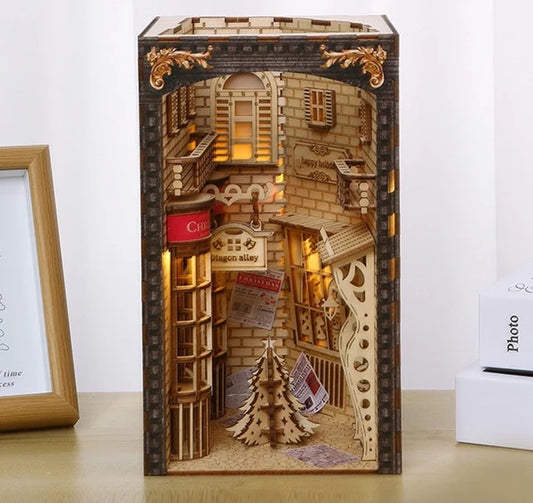 Magic Diagon Alley – Christmas Edition DIY Book Nook Kit