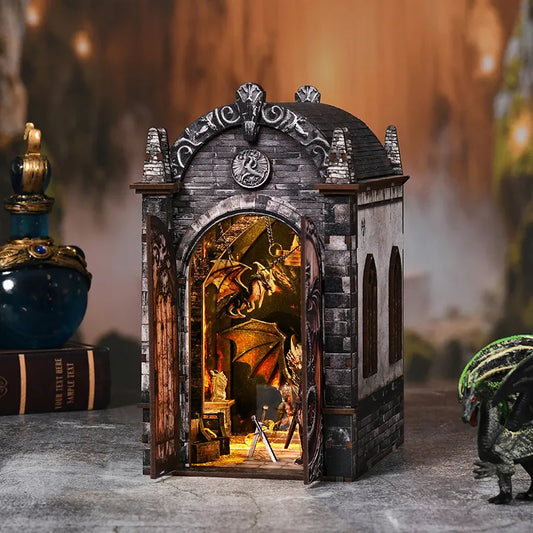 DIY Dragon Wing Book Nook – Dragons Treasure Labyrinth