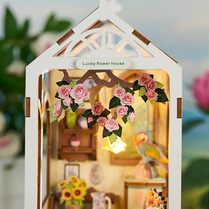 Lucky Flower House – DIY Book Nook Kit