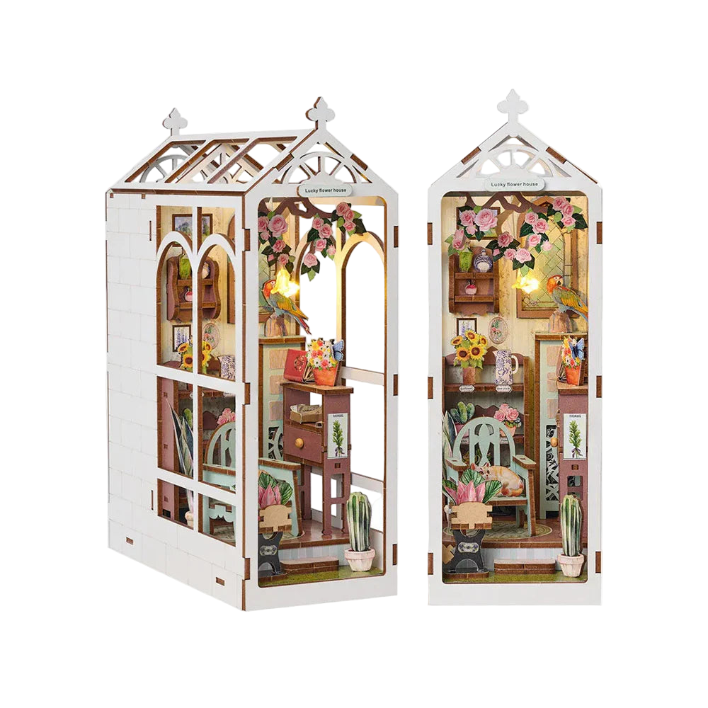 Lucky Flower House – DIY Book Nook Kit