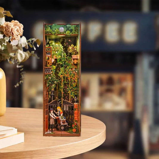 The Secret Garden Wooden Puzzle Book Nook