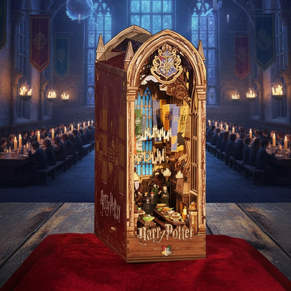 Hogwarts Auditorium – DIY Book Nook Shelf Insert